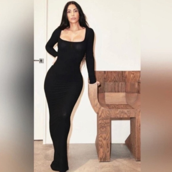 SKIMS WOMENS LONG MAXI DRESS RIBBED ONYX BLACK LONG SLEEVE SIZE XL SLIM BODYCON